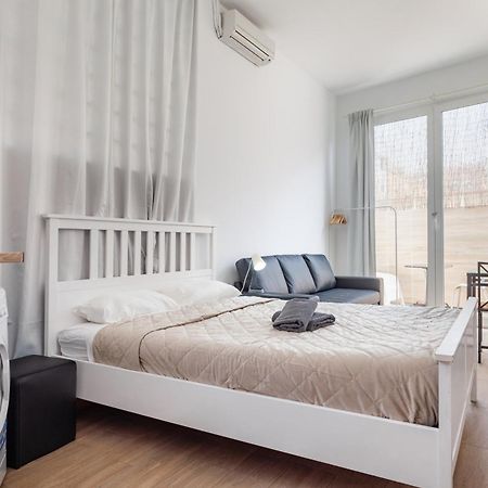 Aparthotel Camp Nou & Fira Business Lofts L'Hospitalet de Llobregat Exterior foto