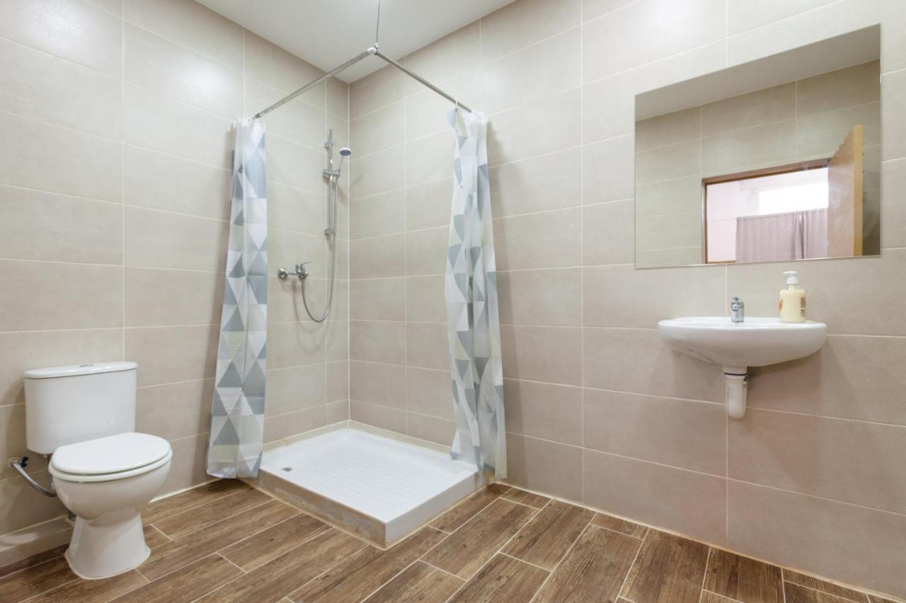 Aparthotel Camp Nou & Fira Business Lofts L'Hospitalet de Llobregat Exterior foto