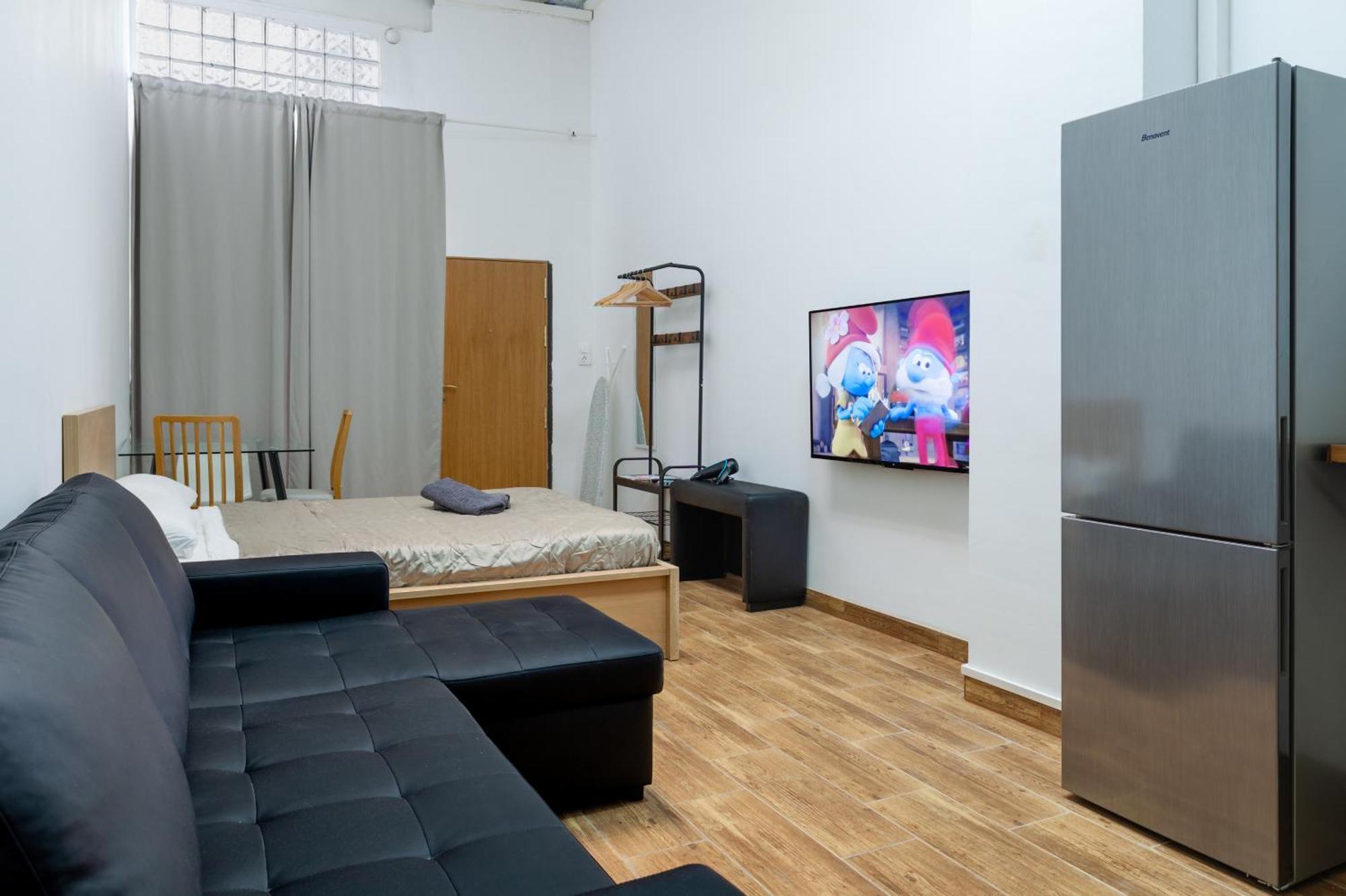 Aparthotel Camp Nou & Fira Business Lofts L'Hospitalet de Llobregat Exterior foto