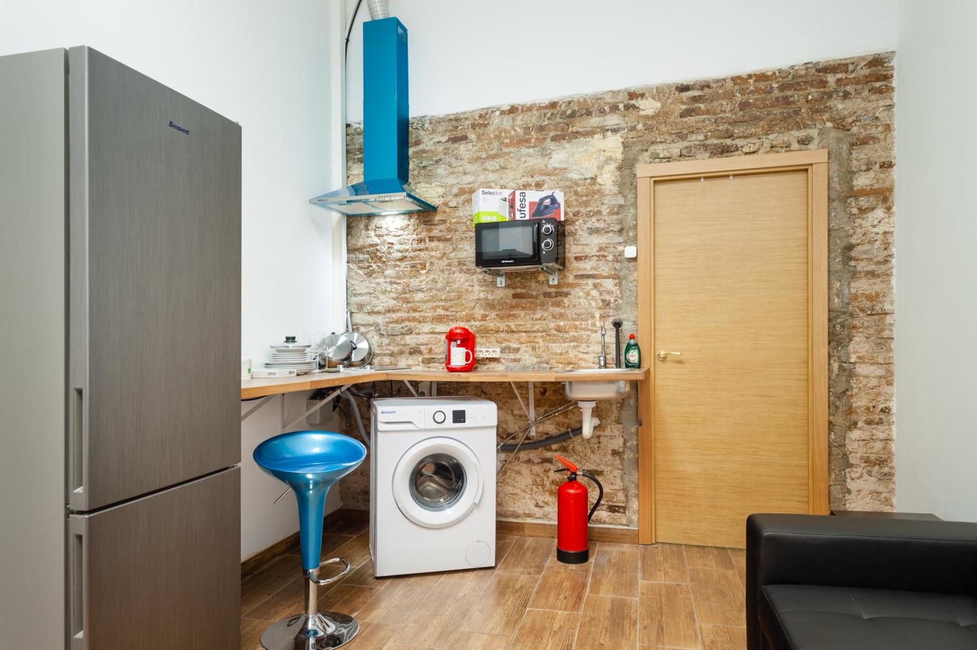 Aparthotel Camp Nou & Fira Business Lofts L'Hospitalet de Llobregat Exterior foto