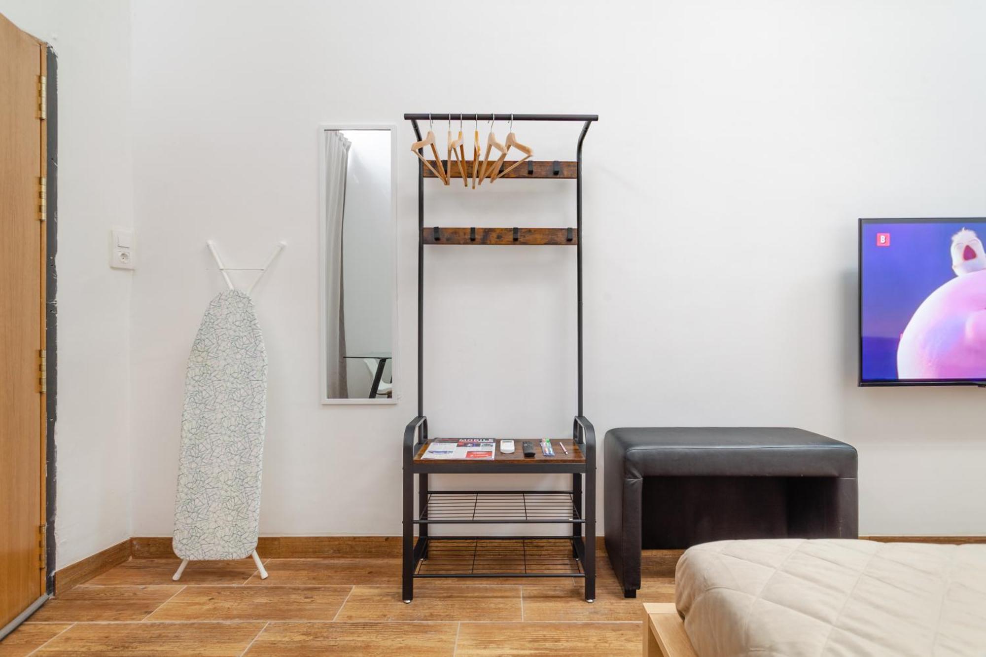 Aparthotel Camp Nou & Fira Business Lofts L'Hospitalet de Llobregat Exterior foto