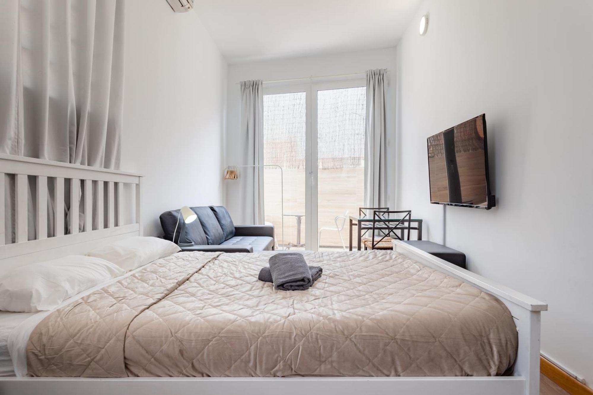 Aparthotel Camp Nou & Fira Business Lofts L'Hospitalet de Llobregat Exterior foto